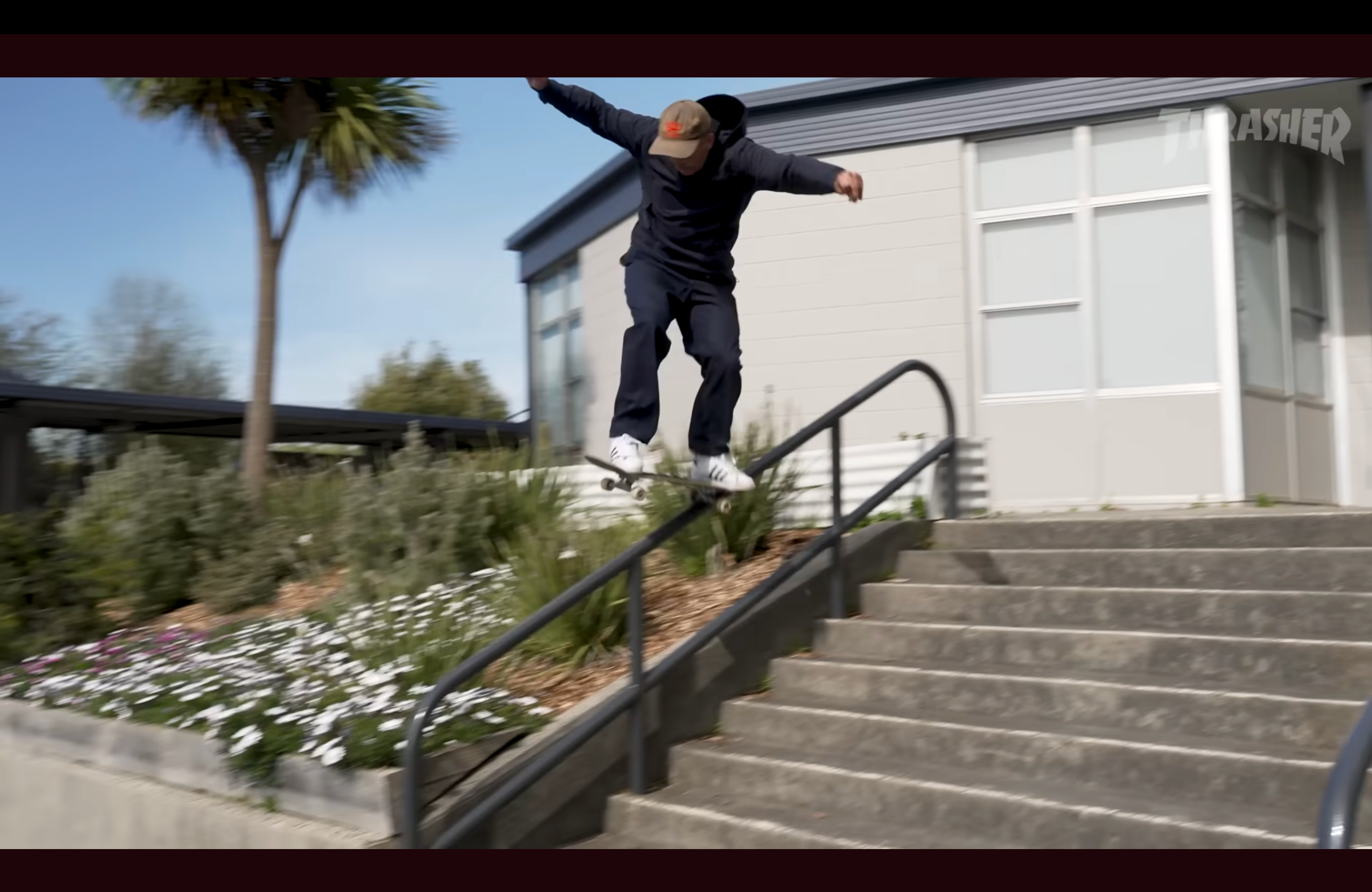 RACKER-UPPER HOOD