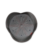 THREE-POINT BELL HAT